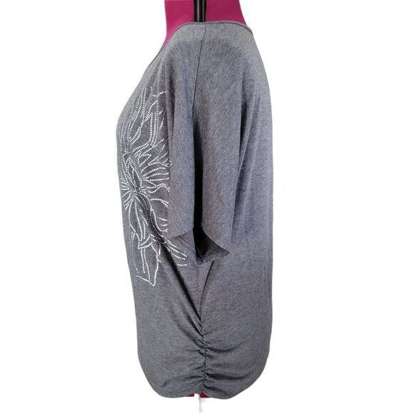 Espresso Gray Studded Print Top (Size 2X) - Picture 3 of 6